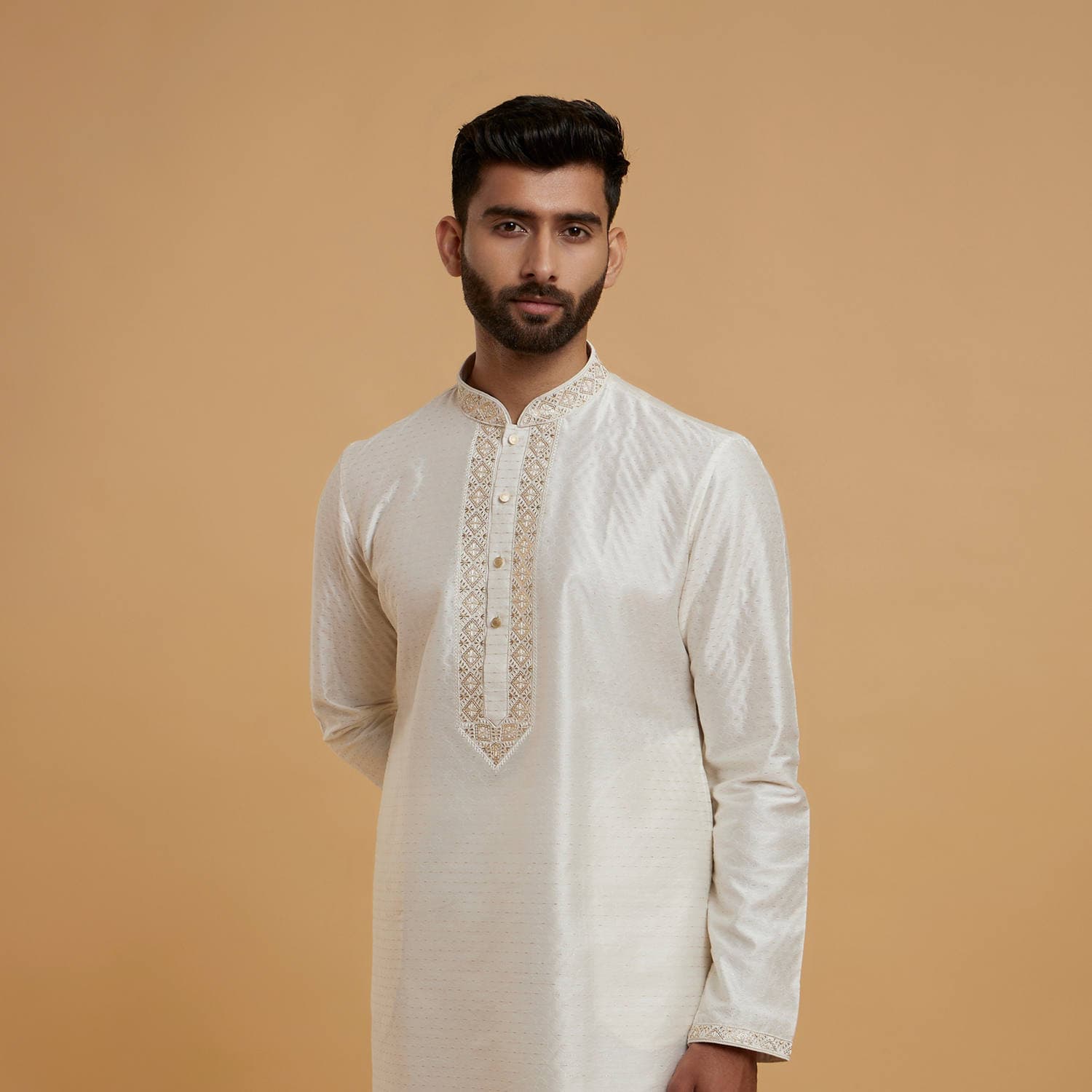 Cream Silk Sequin Embroidered Kurta Set | Twamev Cream Silk Sequin Embroidered Kurta Set | Twamev